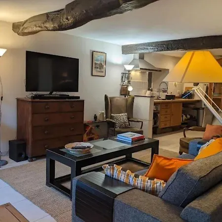 Сasa de vacaciones Great House In Rural Vicinity *