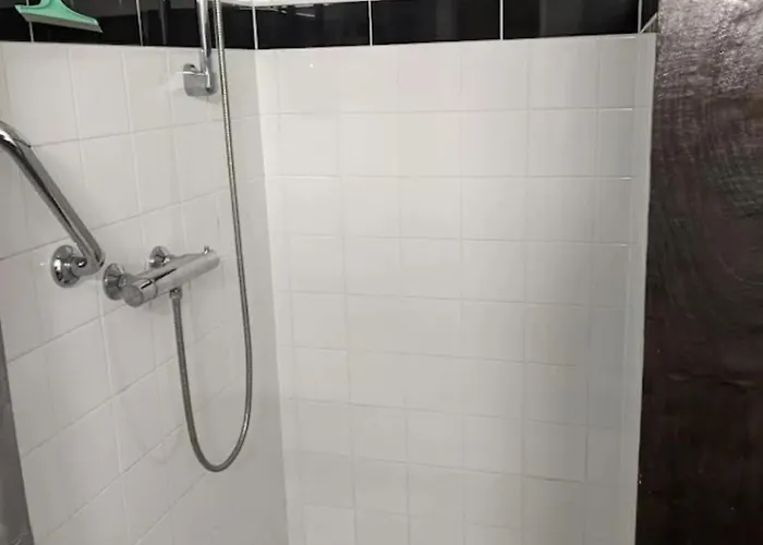 Great House In Rural Vicinity Сasa de vacaciones Salles-Lavalette